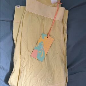 New Wild Rye cropped wool baselayer leggings - light yellow